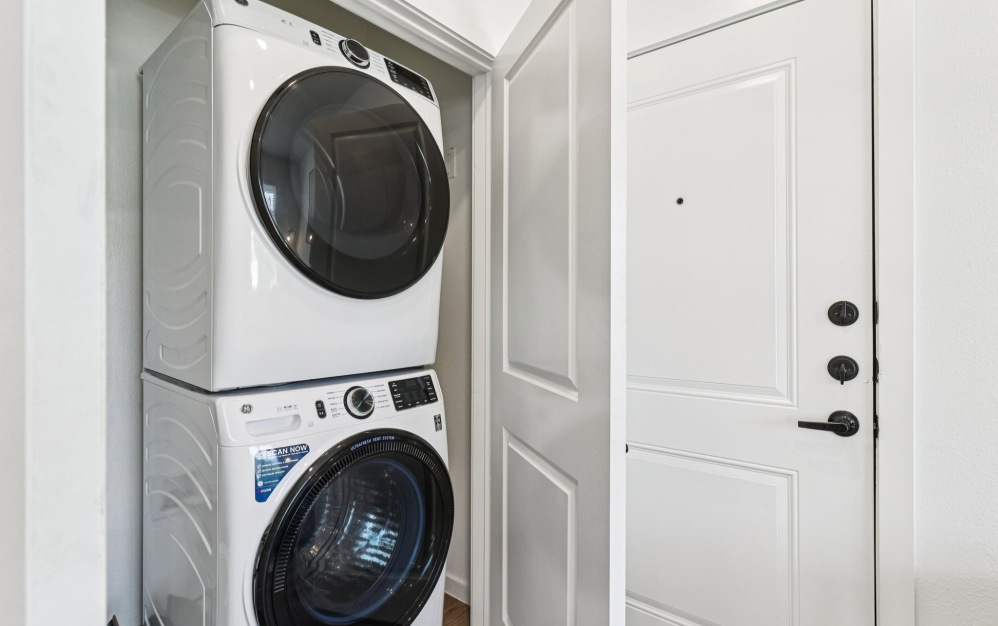 A1 - 1 bedroom floorplan layout with 1 bathroom and 629 square feet (Washer/Dryer)