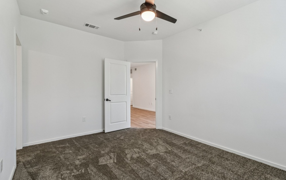B3G - 2 bedroom floorplan layout with 2 bathrooms and 1145 square feet (Bedroom
)